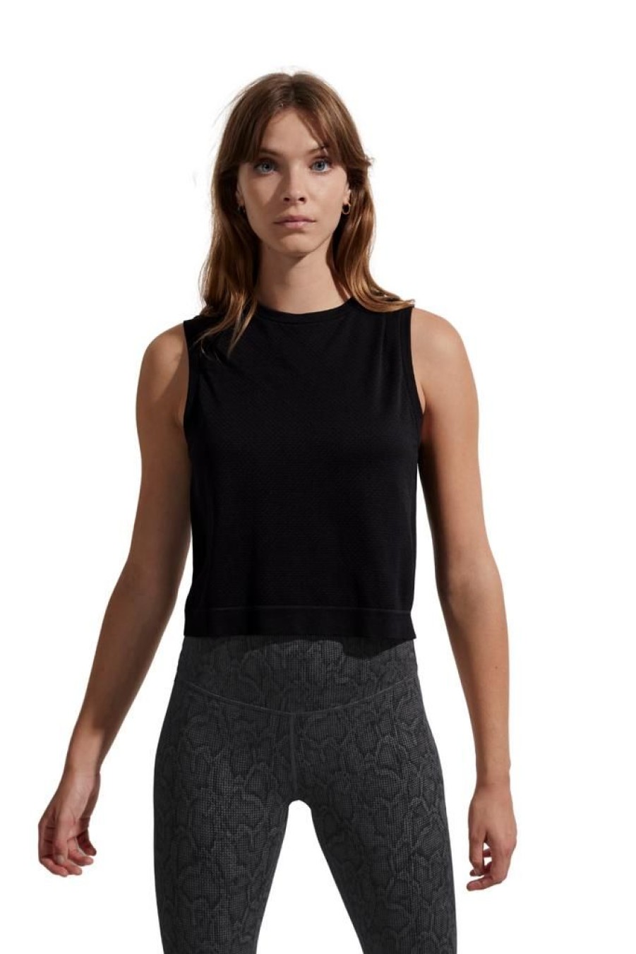 Props Varley | Varley Page Seamless Crop Tank Black